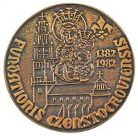 Lengyelország 1982. " Częstochowa alapításának 600. évfordulója / Miasszonyunk" kétoldalas öntött bronz emlékérem eredeti díszdobozban (100mm) T:AU Poland 1982. "FUNDATIONIS CZENSTOCOVIENSIS 1382-1982 / A 600 JUBILEUM MARIANOSTRENSIS" two sided cast bronze commemorative medallion in original case (100mm) C:AU