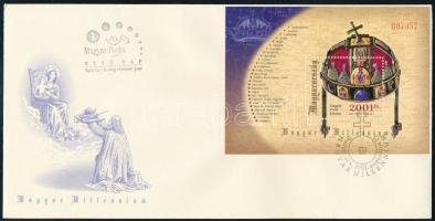 2001 Magyar Szent korona blokk FDC-n + Magyar millennium II. blokkpár 1-1 db FDC-n (8.900)