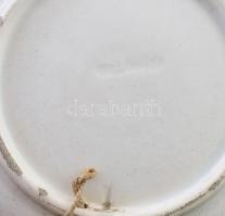 Antik Hollóházi dísztányér, mázhibákkal, d: 23 cm