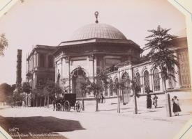 cca 1890 Souvenir de Constantinople, Sébah & Joaillier műterméből, 48 db fotóval, két oldalon ür...