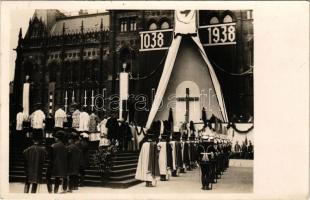 1938 Budapest V. Szent István 900 éves évforduló, aranymise az Országház előtt