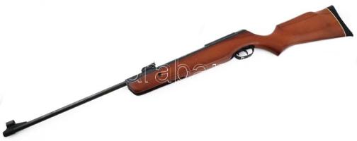 Gamo Hunter 440 spanyol légpuska. Kaliber: 4,5 mm, h: 110 cm