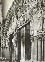 Romanische Kunst. Dargestellt in 254 Bildern. Eingeleitet von Friedrich Möbius. Berlin-Wien-München,...