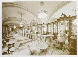 Klösz György - Lugosi Lugo László: Budapest 1900-2000. Esterházy Péter előszavával. Bp., 2001, Vince...