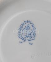 Herendi eton mintás csésze alátéttel. Kézzel festett, jelzett, hibátlan, m: 5,5 cm, d: 11,5 cm