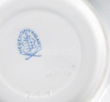 Herendi eton mintás csésze alátéttel. Kézzel festett, jelzett, hibátlan, m: 5,5 cm, d: 11,5 cm