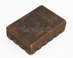 Kvarc órák, alkatrésznek, faragott fa dobozkában