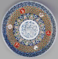 Japán Imari porcelán nagy méretű tál. Kézzel festett, jelzés nélkül. XIX: sz. hibátlan d: 46 cm /// Japanese Imari porcelain large-sized bowl. Hand-painted, without a mark. 19th century, flawless, diameter: 46 cm