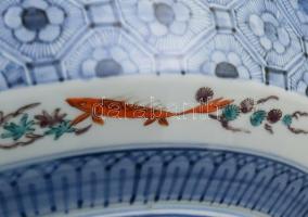 Japán Imari porcelán nagy méretű tál. Kézzel festett, jelzés nélkül. XIX: sz. hibátlan d: 46 cm /// ...