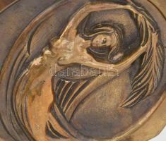 Szecessziós asztaldísz. Bronz, ónix talapzaton, címkével jelzett, m: 23 cm