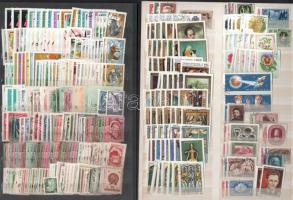 100 klf komplett sor, 340 db képes bélyeg / 100 different sets, 340 stamps