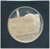 Fülöp Zoltán (1951-2004) 1978. "Budapest 1978. I. 6. (A Szent Korona hazatérése alkalmából a Pa...