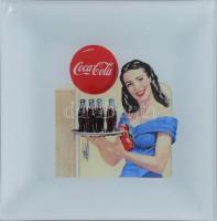 Coca-Cola pin up reklámos üvegtálka, 15x15 cm