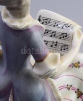 Éneklő. Hollóházi barokk nő porcelán figura, jelzett, kézzel festett, hibátlan, m: 23,5 cm