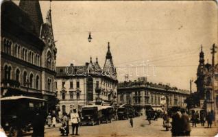 Kolozsvár, Cluj; Calea Regele Ferdinand, imprejurimea podului, Farmacie / Ferdinánd király út, Szamos híd környéke, automobilok, rendőr, gyógyszertár / street view, bridge, automobiles, policeman, pharmacy (EM)