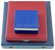 3db-os magyar és külföldi emlékérem tétel, mind tokban, közte 1988. "OKISZ - 40 éves a Magyar I...