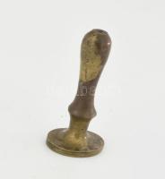 Antik monogramos bronz pecsételő, h: 4,5 cm