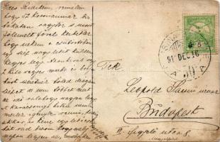 1912 Gépház belső munkásokkal. photo + "DOBSINA - BÁNRÉVE 50 A" vasúti mozgóposta bélyegző...