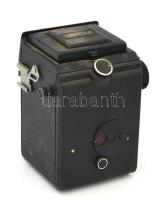 cca 1980 Lomo Lubitel 166B kétobjektíves, tükörreflexes fényképezőgép, 6x6-os rollfilm formátum,