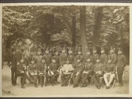 1883-1930 Nagybaczoni Nagy Béla (1882-1962) altábornagy, Vilmos bátyjának fotóalbuma, 68 fényképpel ...