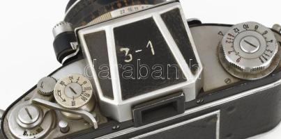 Ihagee Exakta Varex Ia fényképezőgép, Carl Zeiss Tessar 2,8/50 (50 mm f/2.8) objektívvel, sapkával