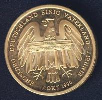 Németország 1990. "Német egység" aranyozott fém emlékérem tanúsítvánnyal T:PP