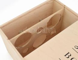 6 rekeszes fa borhordozó, az L. Simon Borászat reklámjával, 35x30x2 cm