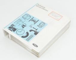 cca 600 darab gyufacímke a világ minden tájáról, vegyesen, mappában