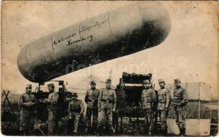 1909 K.u.k. Eisenbahn-und Telegraphen Regiment. Drahtlose Telegraphie. Korneuburg / Cs. és kir. vasúti és távirati ezred katonái vezeték nélküli távíróval és ballonnal / Austro-Hungarian Telegraphy Regiment, Wireless Telegraphy with balloon (képeslapfüzetből / from postcardbooklet) (Rb)