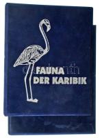 "FAUNA DER KARIBIK" kék, bársony borítású négygyűrűs berakó, 12db kettes osztású és 2db osztás nélküli berakólappal. Közel újszerű állapotban