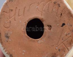 Hurgány jelzéssel: Art deco éneklő angyal, mázas kerámia, jelzett, kopással m: 16 cm