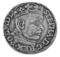 Lengyel-Litván Nemzetközösség 1584. 3gr Ag "Báthory István" Olkusz (2,55g) T:XF,VF / Polish-Lithuanian Commonwealth 1584. 3 Grossus (Trojak koronny) Ag "Stephan Bathory" Olkusz (2,55g) C:XF,VF