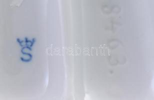 Carl Scheidig vadászkutya. Jelzett, kis kopással, 20x12 cm