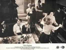 1986 Vakvilágban című magyar film fotói, MOKÉP, 5 db, egyiken kis szakadás, 18×24 cm