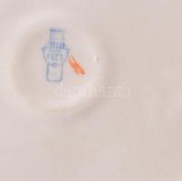 Zsolnay porcelán "tűzifa gyűjtő fiú", kézzel festett, jelzett,(tervező:Sinkó András), kopá...