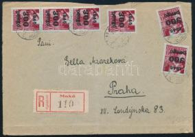 1946 (6. díjszabás) Külföldre küldött ajánlott levél 30 db 300P/30f bélyeggel és szükségragjeggyel Makóról Prágába / Registered cover with 30 stamps and auxiliary postmark to Prague