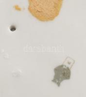 Zsolnay búgócsigás lány Terv: Sinkó. Kézzel festett, jelzett, hibátlan 16x12 cm