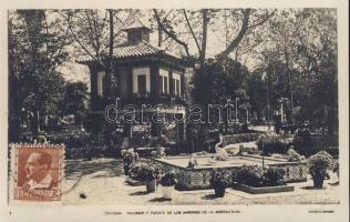 Córdoba dovecote and garden