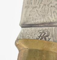 Vadászkés lakkozott fa és réz fogóval szép kidolgozással, jelzett 21 cm