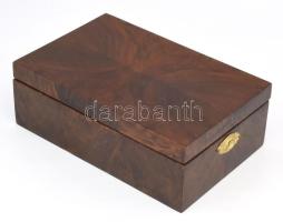 Borotválkozó, vagy ékszeres ládika, 4 fiókkal, tükörrel kulcs nélkül, mahagóni borítással 19x30 cm