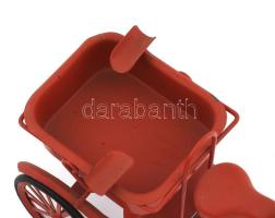 Piros bicikli retro fémlemez hamuzó, 18x13 cm