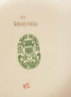 Zsolnay virágmintás váza. Jelzett, hibátlan, m: 27,5 cm