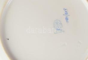 Herendi virágmintás süteményes tányér szett. 6 darab, jelzett, kézzel festett, d: 18,5 cm