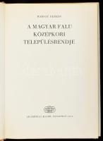 Maksay Ferenc: A magyar falu középkori településrendje. Bp., 1971, Akadémiai Kiadó. Kiadói egészvász...