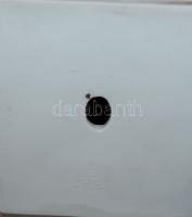 Déryné herendi egész-alakos porcelán szobor 5753-as sorszámmal ellátva és 35cm-es magassággal, Liget...