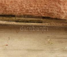 Ezüst (Ag) pudrié. Jelzett, dianás, 61,45 g 7x7 cm