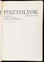 Temesváry Ferenc: Pisztolyok. A Magyar Nemzeti Múzeum tűzifegyver-gyűjteménye I. Bp., 1988, Akadémia...