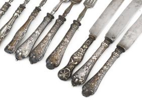 14 darab ezüst (Ag) nyelű villa és kés, részben jelzett
