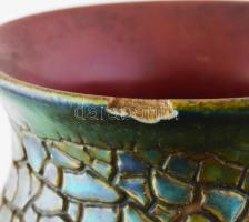 Zsolnay repesztett eozin mázas váza, jelzett, szájánál lepattanással, m: 12 cm