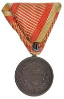 1914. "Ferenc József Bronz Vitézségi Érem" bronz kitüntetés eredeti mellszalagon. Szign.: ...